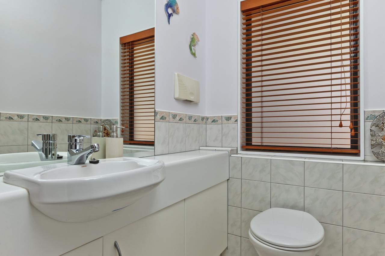 Okura River Estate Getaway Auckland Exterior photo